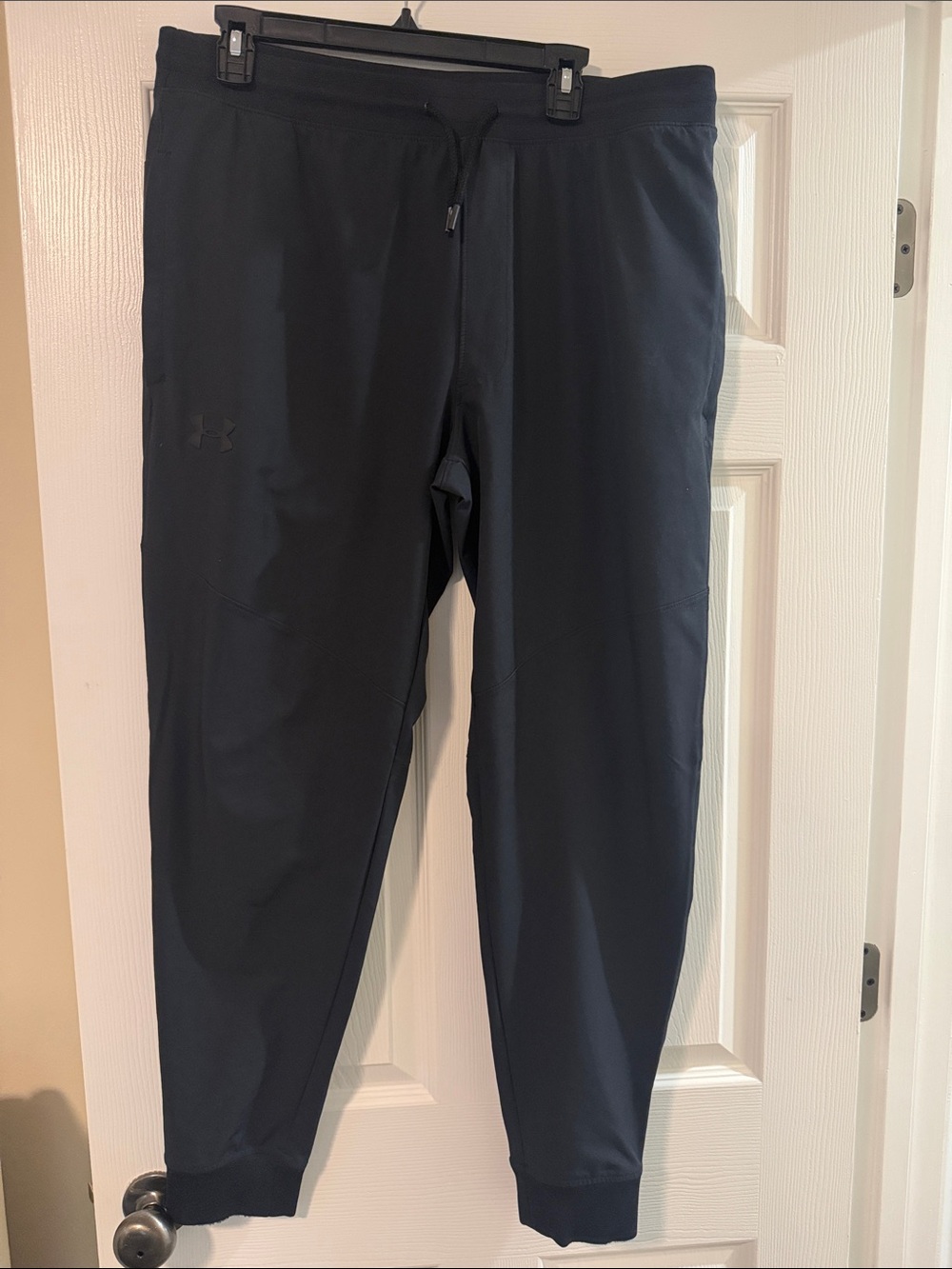 Under Armour Men's Black Performance Jogger Pants